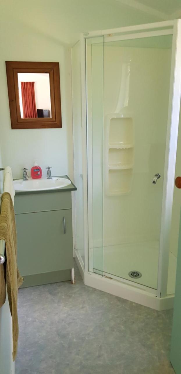 Matakohe Holiday Park Δωμάτιο φωτογραφία